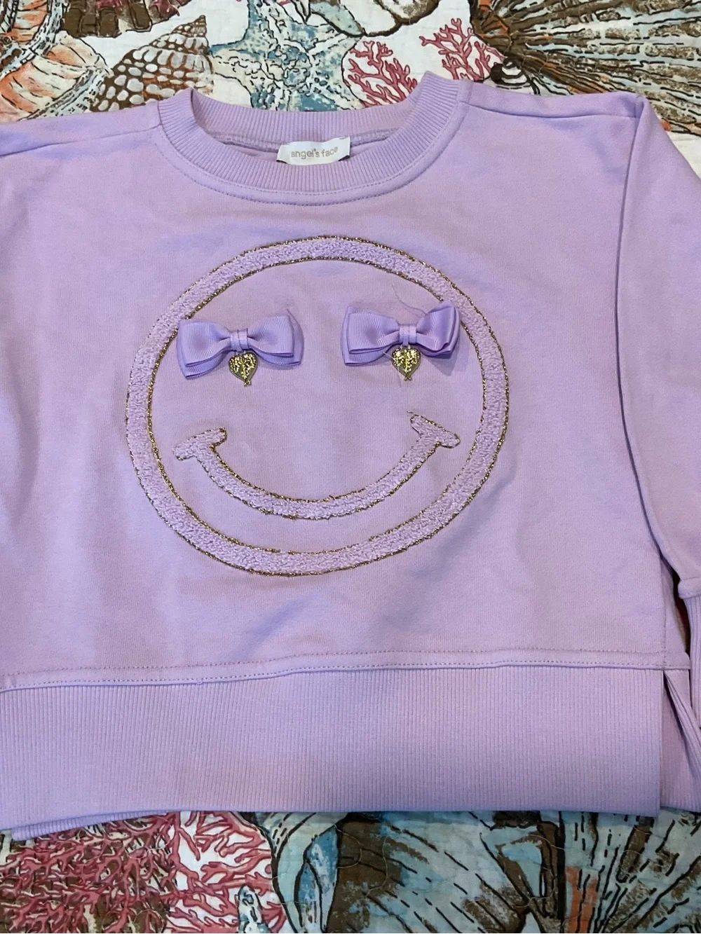 lavender purple cotton-blend sweatshirt from Angel's Face in size 6-7Y